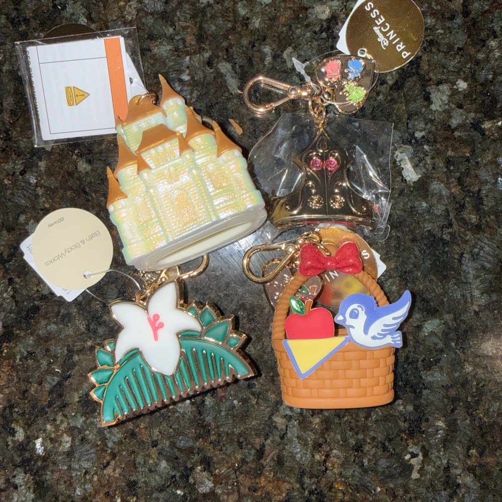 Bath and Body Works Disney Princess Pocketbac Bundle